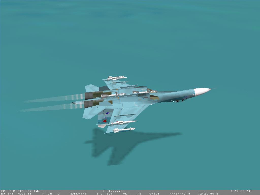 su-27 w inwersju bardzo nisko.jpg