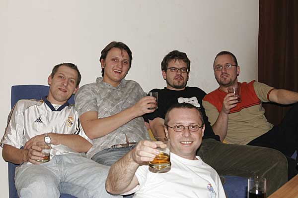 mocna_grupa_pod_wezwaniem.jpg